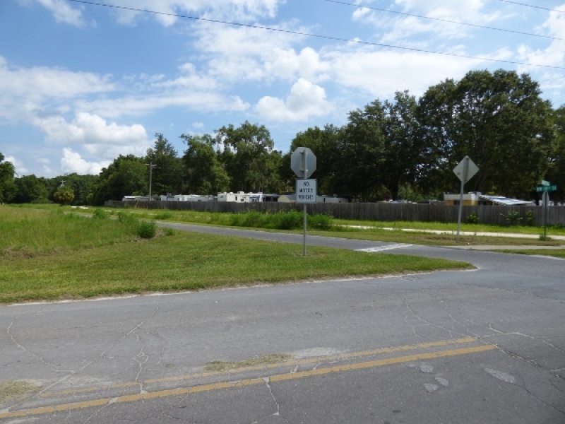 11th Ave. 600, Chiefland, Levy, Florida, United States 32626, ,Commercial,For sale,600,714081