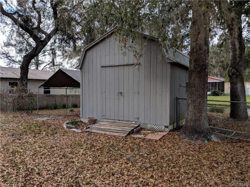 2034 Retreat Drive, Inverness, Citrus, Florida, United States 34453, 2 Bedrooms Bedrooms, ,2 BathroomsBathrooms,Waterfront,For sale,Retreat Drive,714111