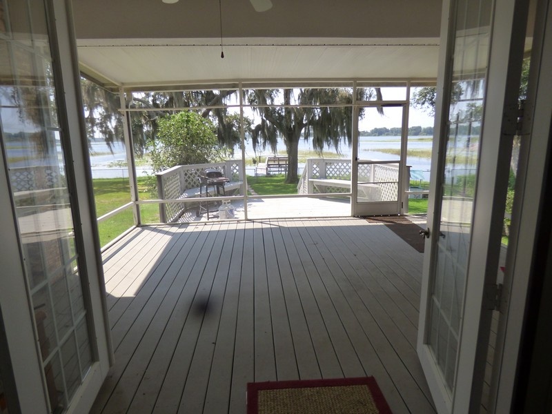 2433 Lakefront Drive, Hernando, Citrus, Florida, United States 34442, ,2 BathroomsBathrooms,Waterfront,For sale,Lakefront Drive,714155