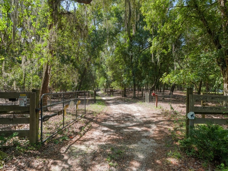 5870 Briarcliff, Hernando, Citrus, Florida, United States 34442, 3 Bedrooms Bedrooms, 0 ,3 BathroomsBathrooms,Waterfront,For sale,Briarcliff,1,714162